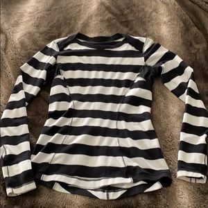 lululemon Long sleeved shirt